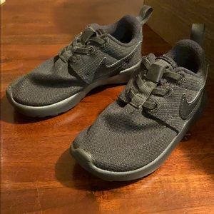 Nike Toddler Roshe Ones